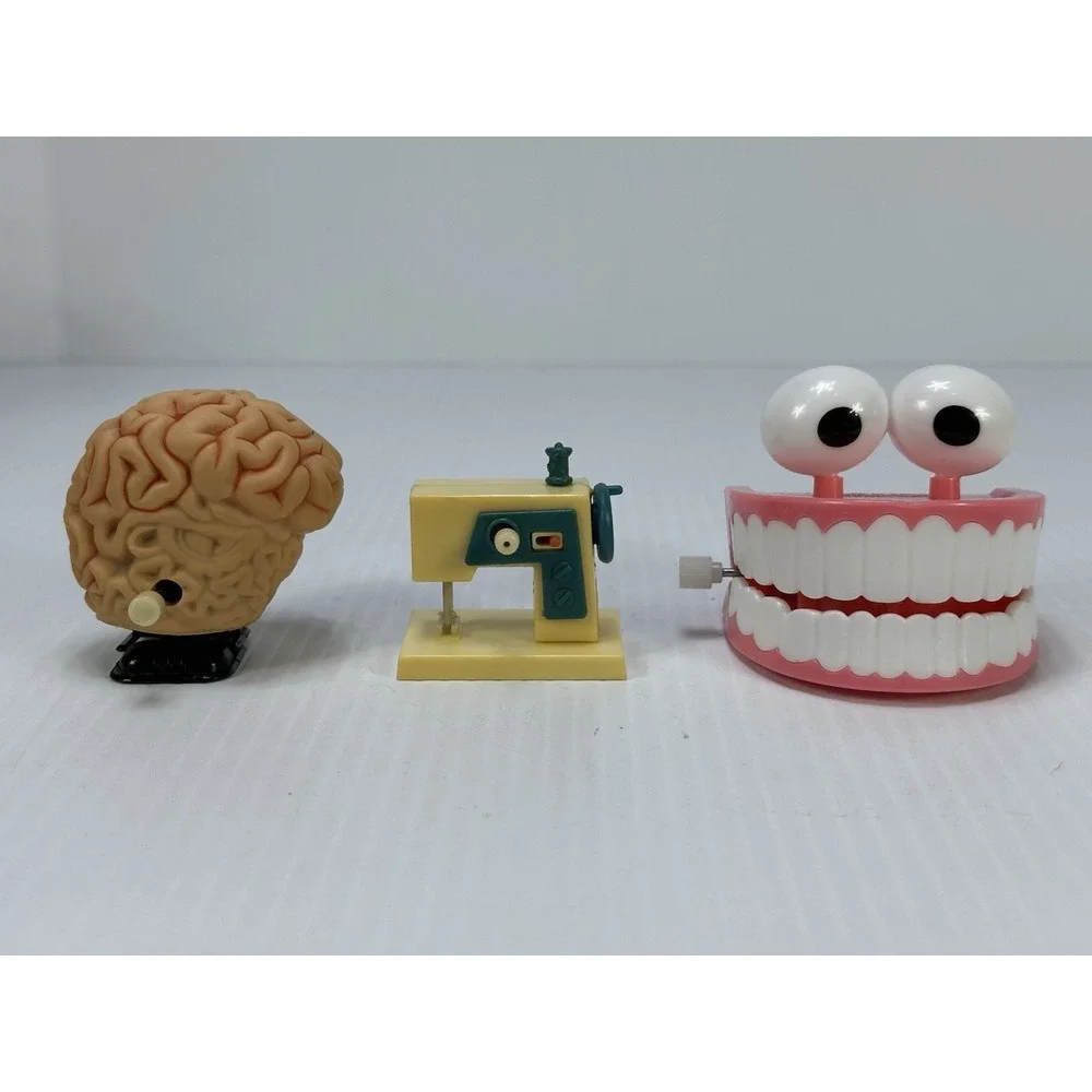 3 Vintage Wind Up Walking Brain Sewing Machine‎ Chattering Teeth Working Toys